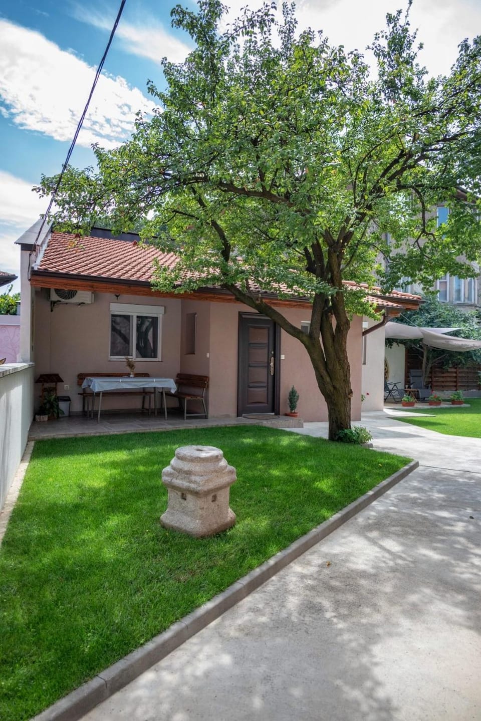 Property building, Garden