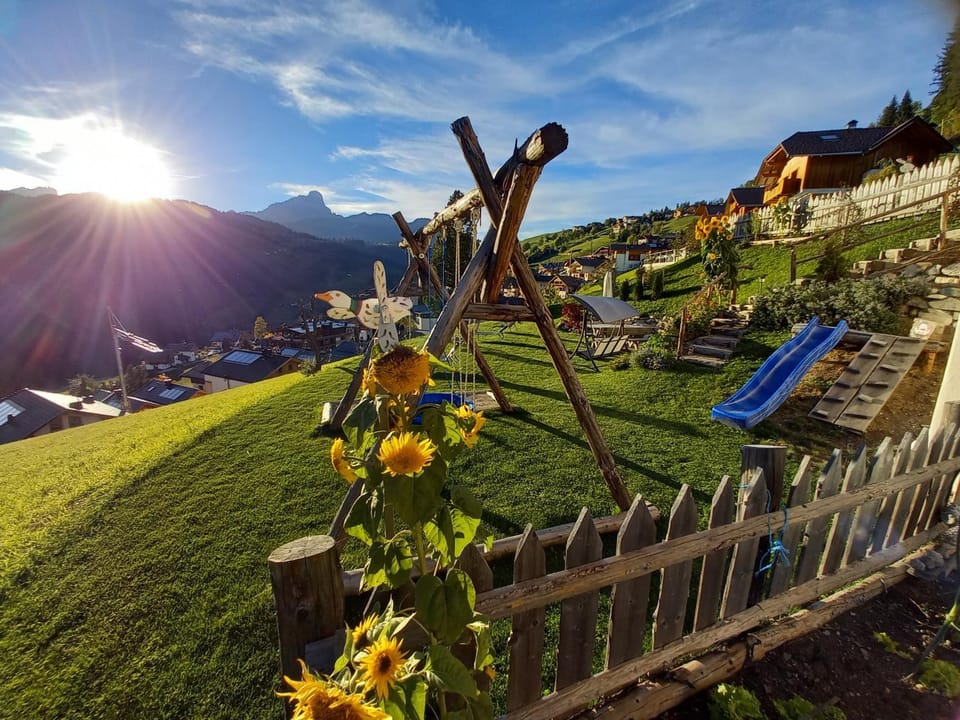 Bird's eye view, View (from property/room), Garden view, Mountain view, Inner courtyard view