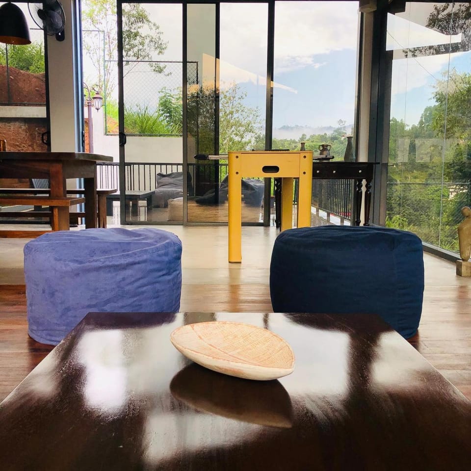 Living room, Lounge or bar, Seating area
