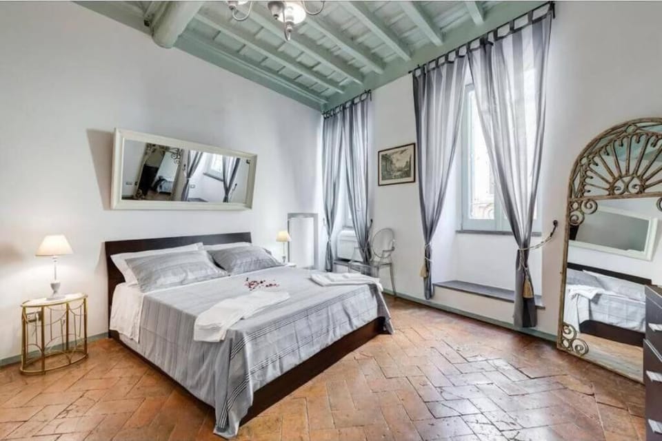 LauraLuxuryHome vista Fori Imperiali Apartment in Rome