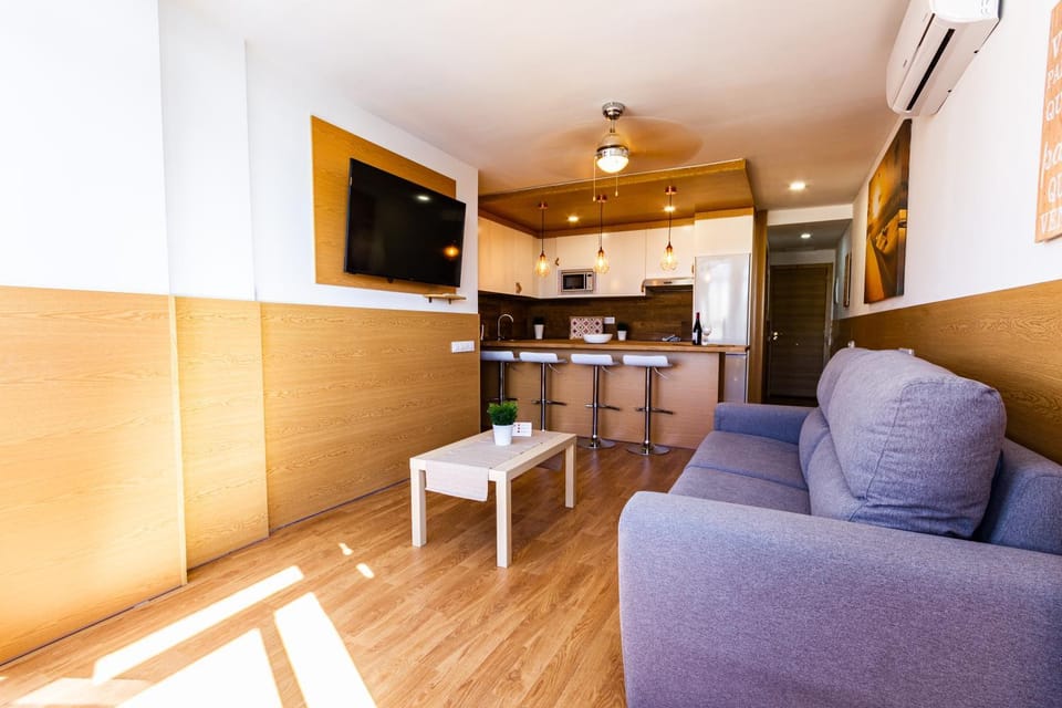 Kitchen or kitchenette, Living room