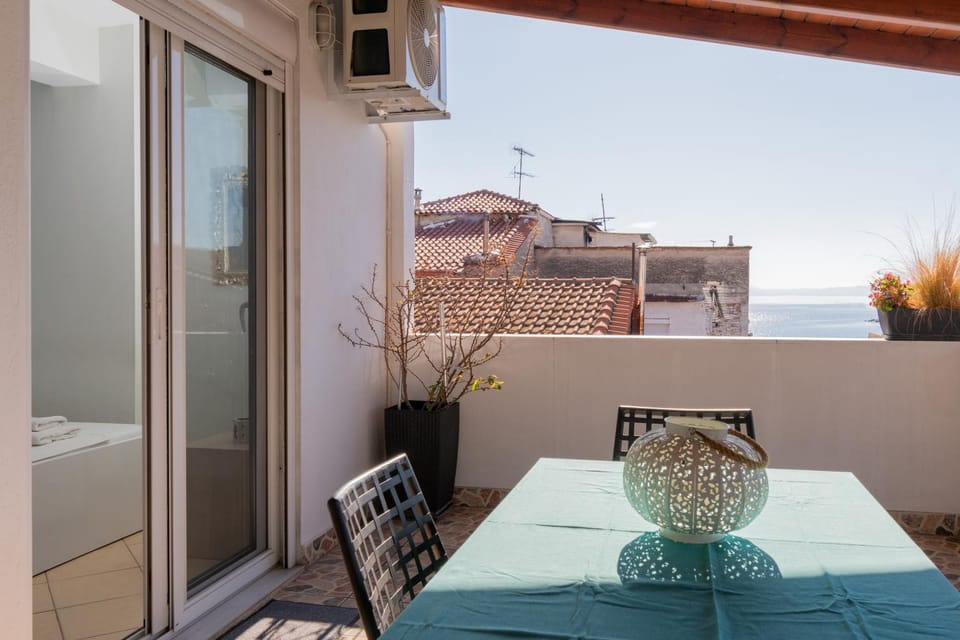 Property building, Day, View (from property/room), Balcony/Terrace, Dining area, Sea view