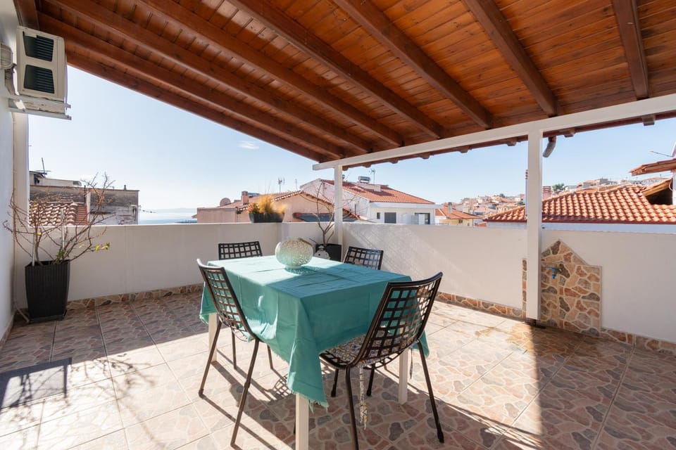 Property building, Day, View (from property/room), Balcony/Terrace, Dining area, Sea view