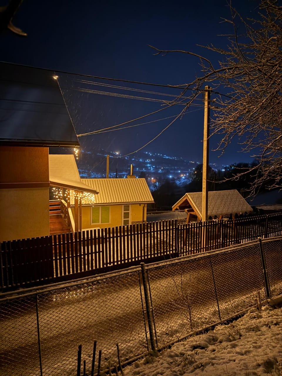 Property building, Night, Natural landscape, Winter, Mountain view