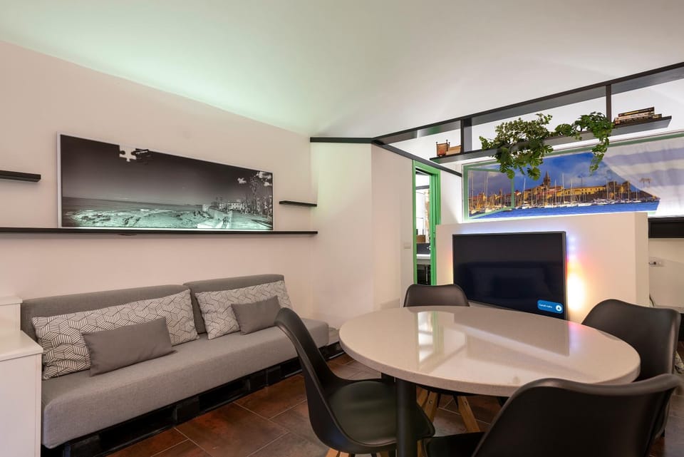 Seating area