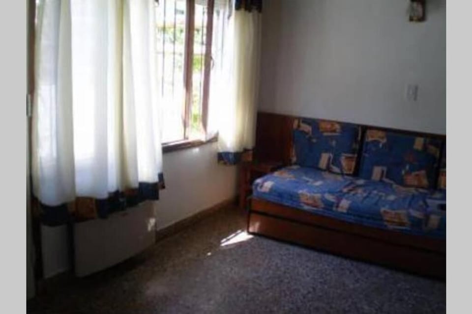 Bed, Living room