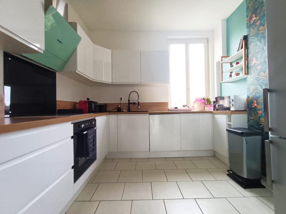 Kitchen or kitchenette, dishwasher, minibar, pet friendly, stove, toaster