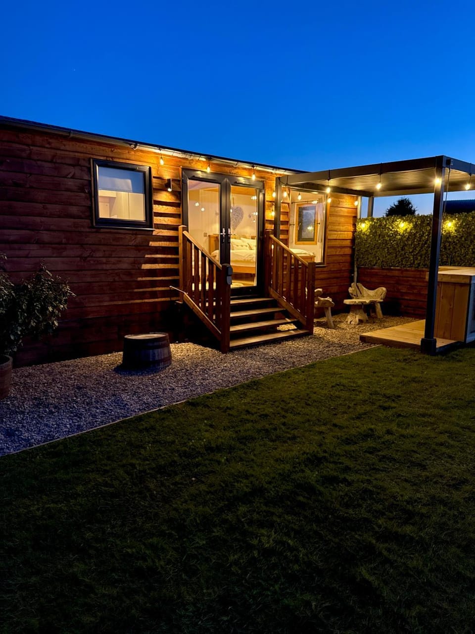 Property building, Night, Balcony/Terrace, Garden view