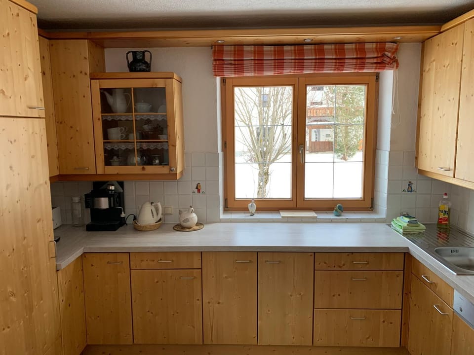 Coffee/tea facilities, Kitchen or kitchenette