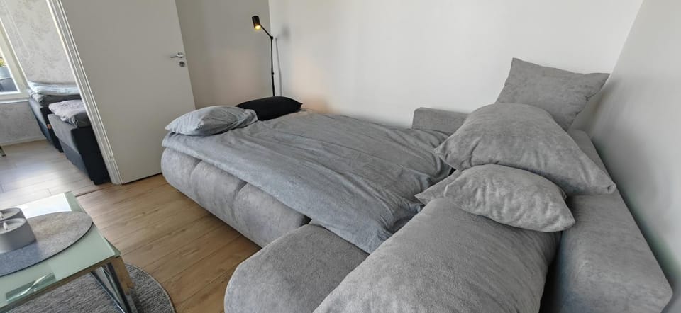 Villa Rajaportti Loft House-Sleeps 14-Lake Views-Sauna Capital-Front Yard Parking-Electric Vehicle Apartment in Finland