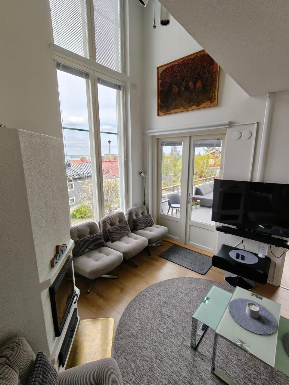 Villa Rajaportti Loft House-Sleeps 14-Lake Views-Sauna Capital-Front Yard Parking-Electric Vehicle Apartment in Finland