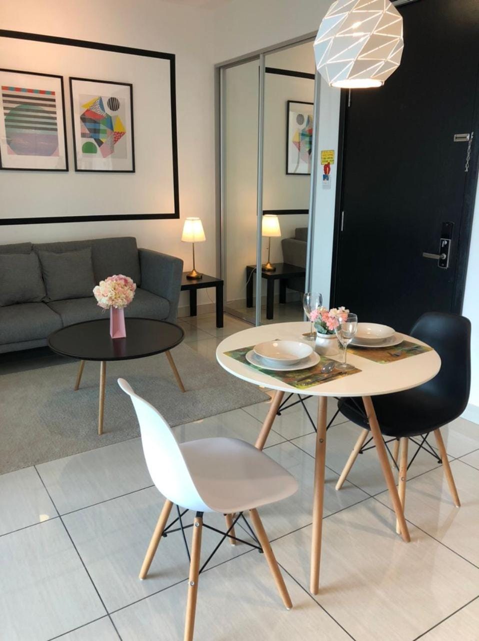Living room, Seating area, Dining area