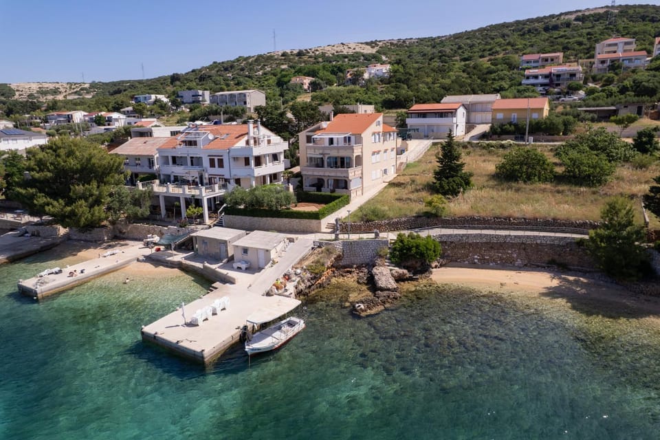 Apartmani Kaštel Apartment in Novalja