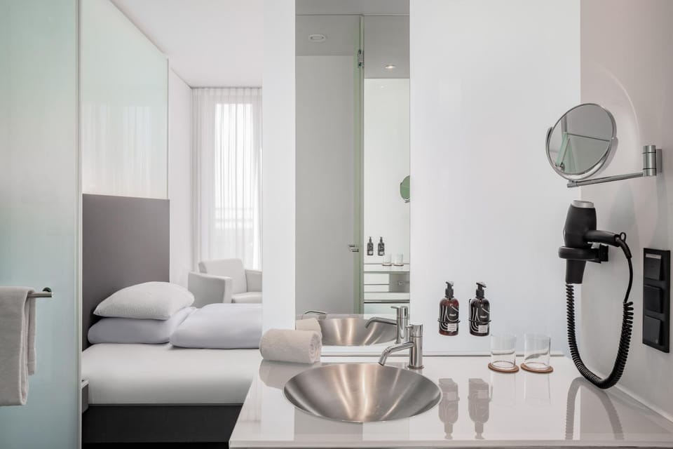 Bed, Bathroom, Bedroom