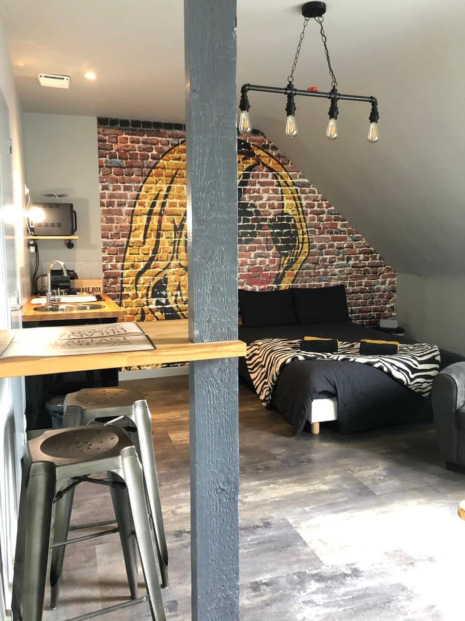 Le studio d'Angèle : Blondie Apartment in Bruz