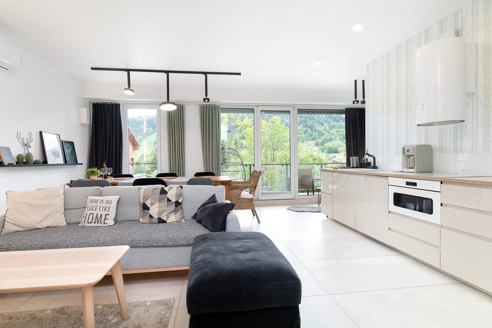 Kitchen or kitchenette, Living room, Dining area