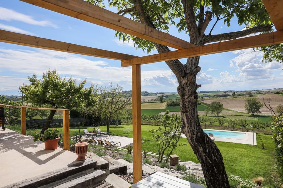 Patio, Spring, Natural landscape, Garden, View (from property/room), Balcony/Terrace, Garden view, Pool view, Swimming pool, sunbed
