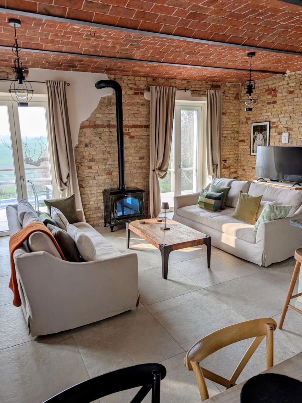 Communal lounge/ TV room, Living room