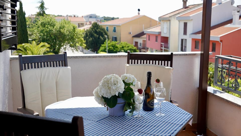 View (from property/room), Balcony/Terrace