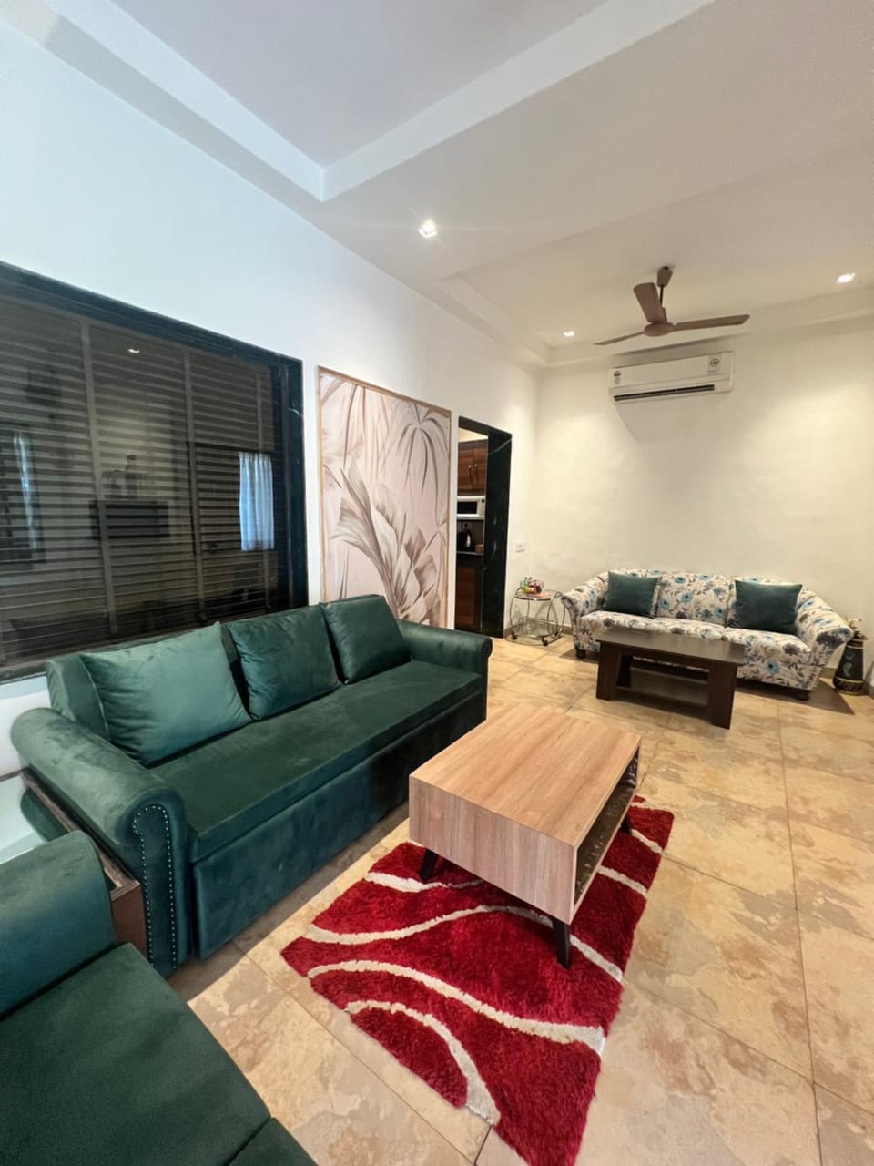 Living room, Seating area