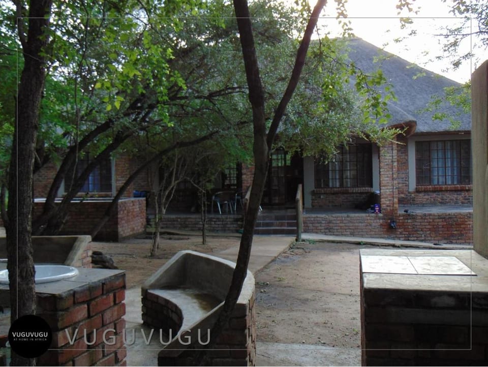 Property building, BBQ facilities