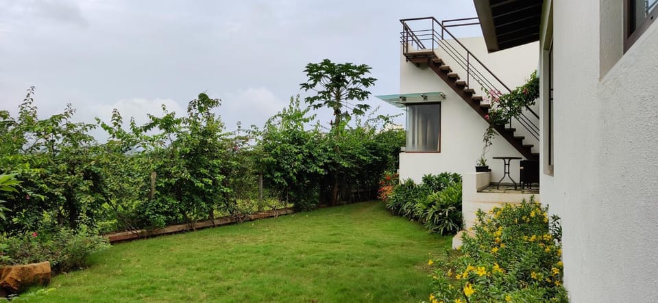 Garden, Garden view