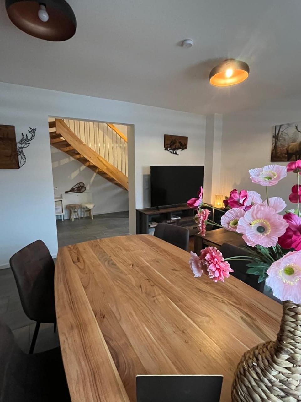 Bathroom, Coffee/tea facilities, Kitchen or kitchenette, Mountain view, stove, towels