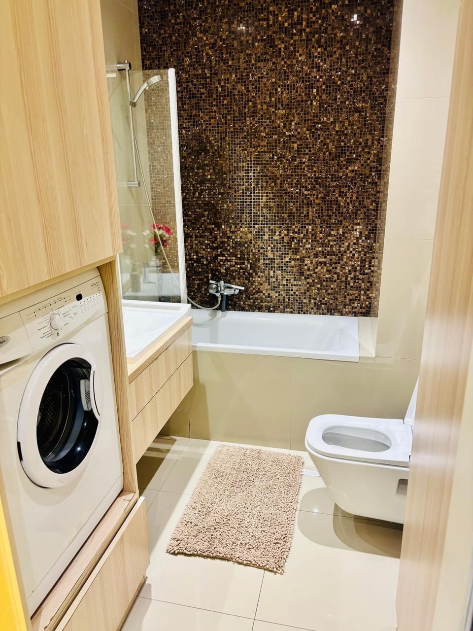 Shower, Toilet, Bathroom, Bath, towels, washing machine, dryer