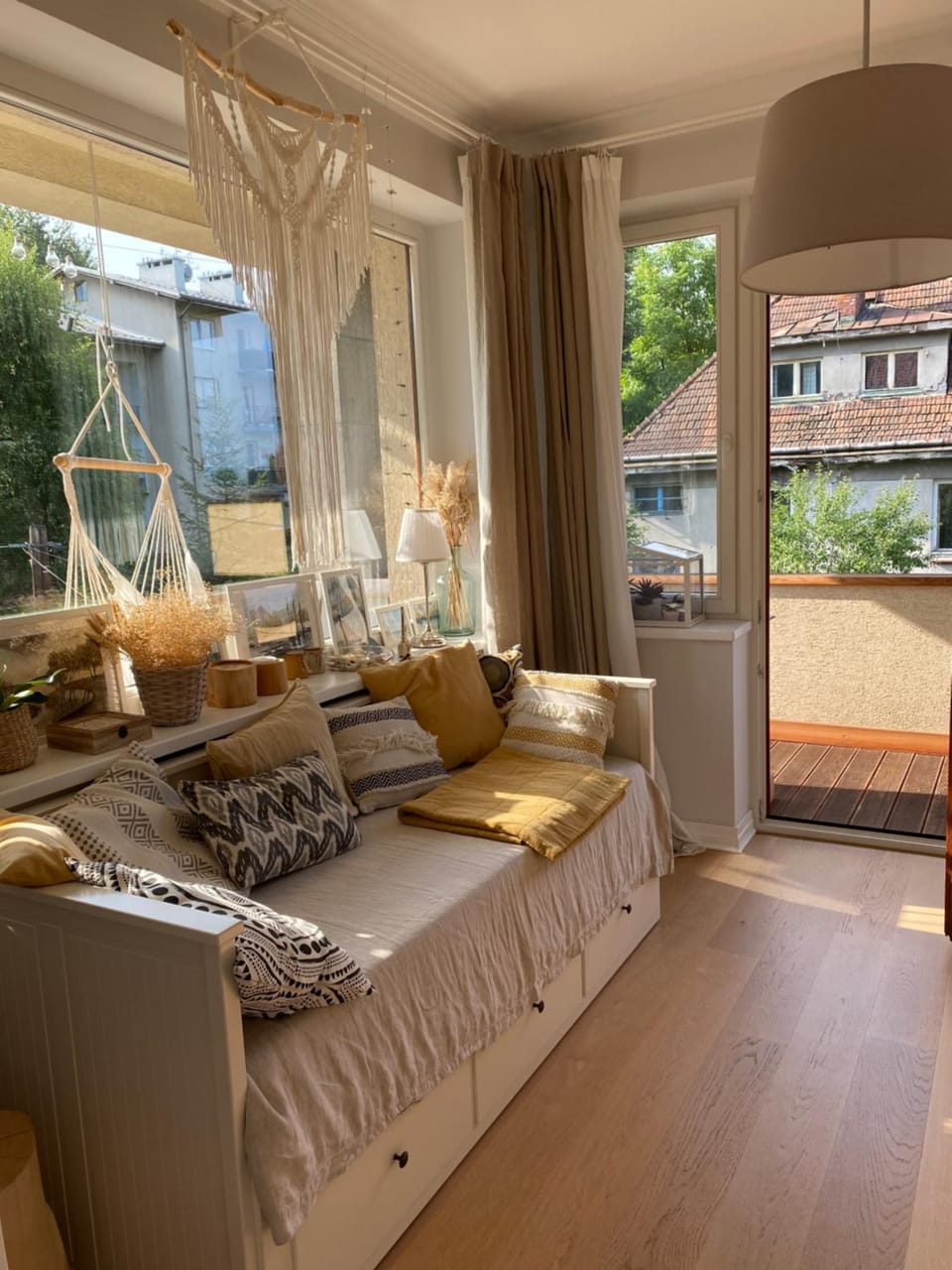 Patio, View (from property/room), Balcony/Terrace, Kitchen or kitchenette, Living room, Other, Other, Other, Seating area, Dining area