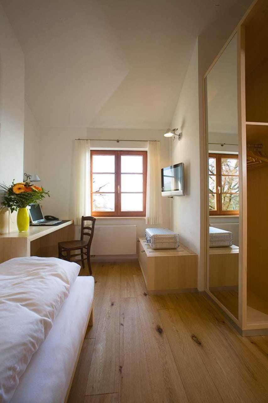 Landgasthof Hirschen Bed and Breakfast in Baden-Württemberg