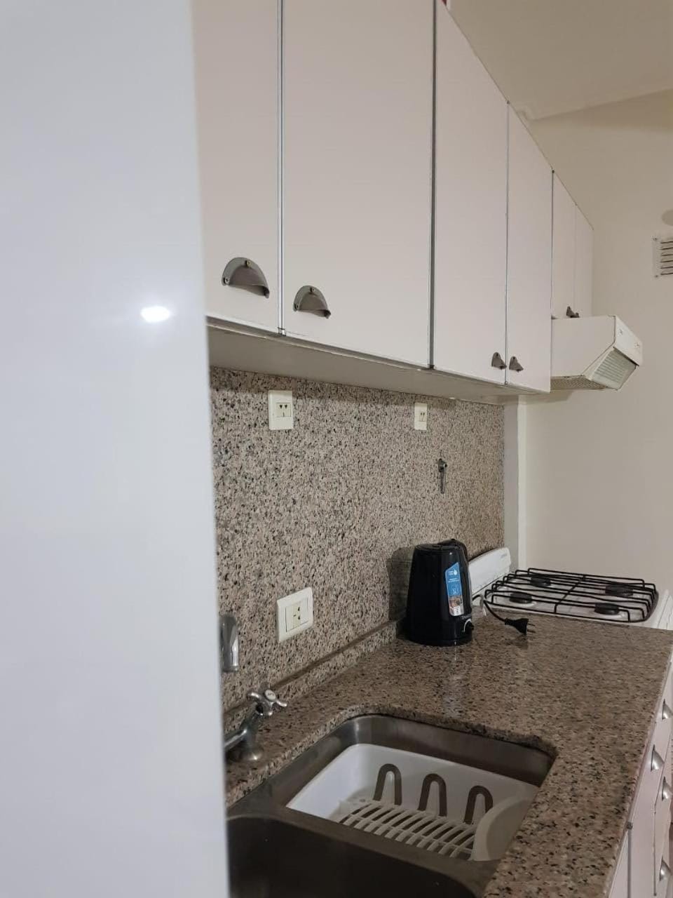 Coffee/tea facilities, Kitchen or kitchenette