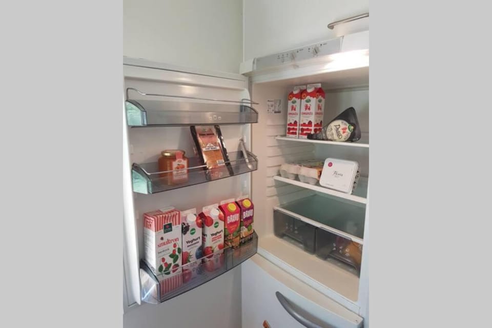 Food and drinks