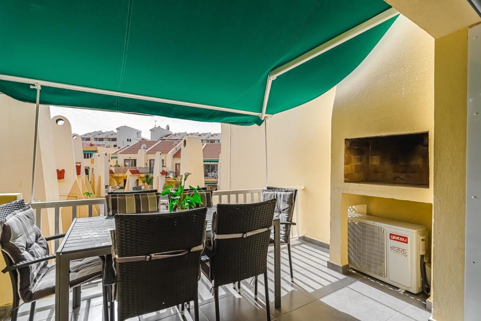 Balcony/Terrace, Dining area