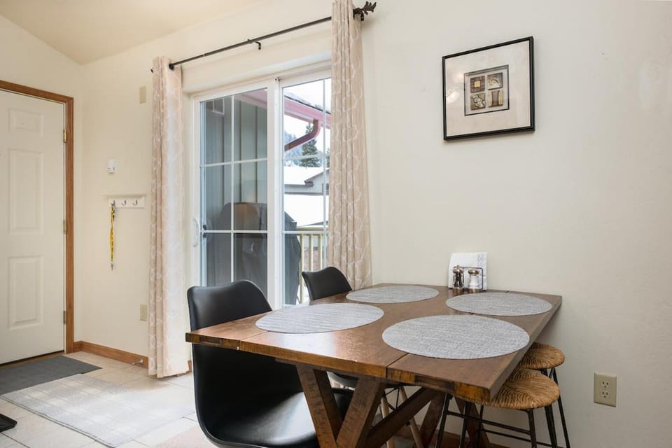Sungate Condo: Nice Frisco Location Apartment in Frisco