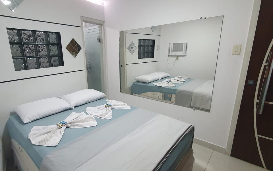 APARTAMENTO ACONCHEGANTE NO CENTRO de Petrolina todo CLIMATIZADO com 4 quartos área gourmet e Wi-fi 300MB Apartment in Petrolina