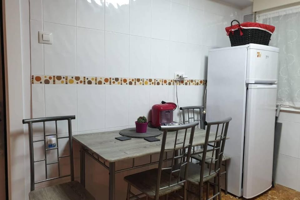 Coffee/tea facilities, Kitchen or kitchenette