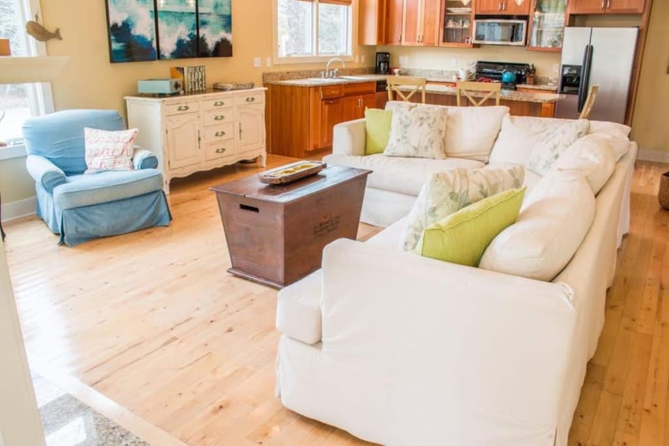 Sunshine Villa House in Chikaming Township
