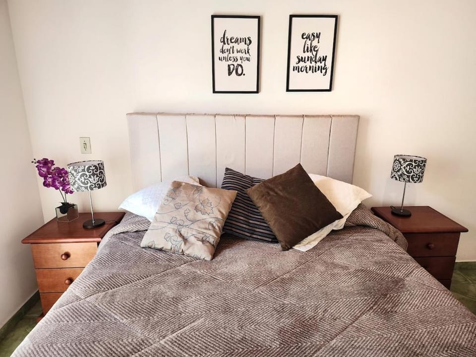 Vila 01 - Perfeito para casal, ótima localização Apartment in Campos do Jordão