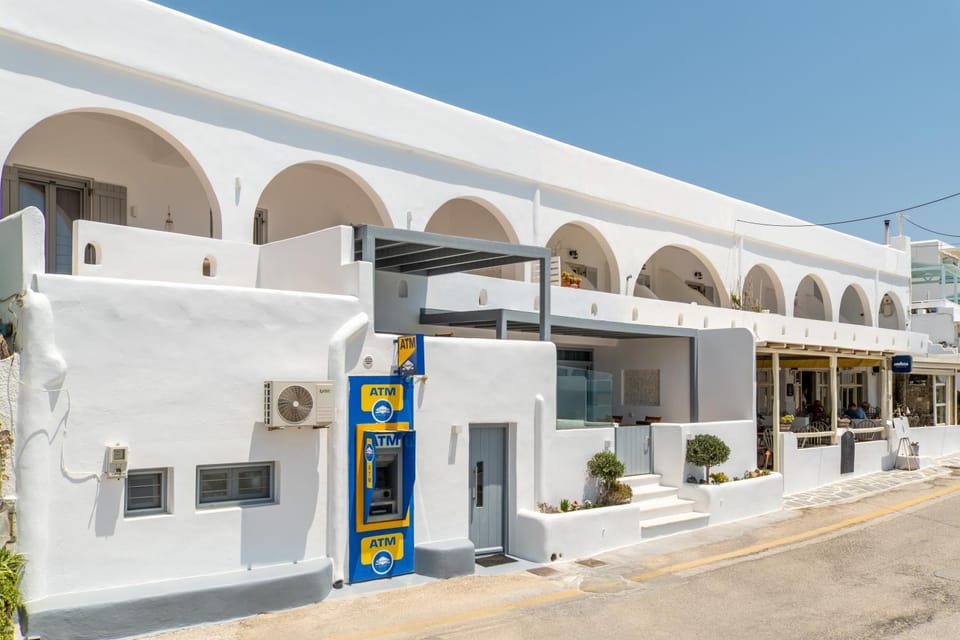 HH Bluewater Apartment in Paros, Greece