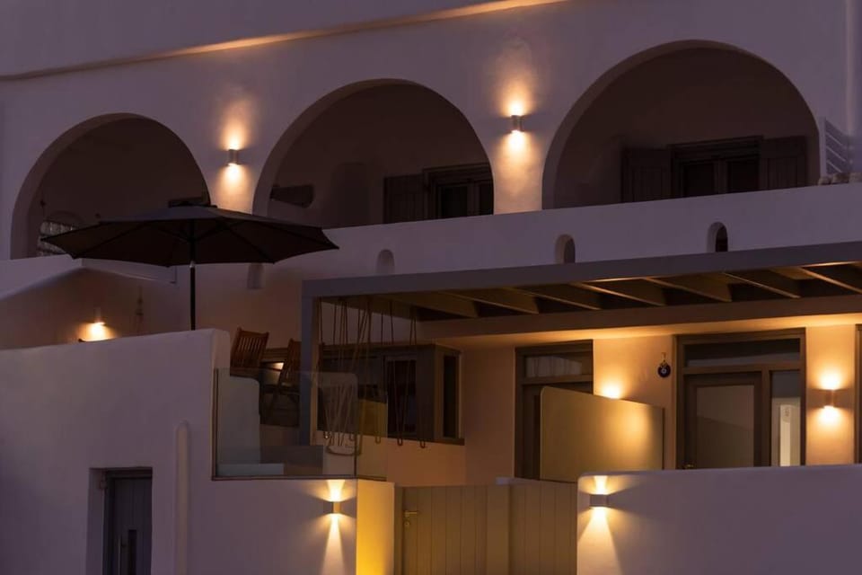 Property building, Balcony/Terrace