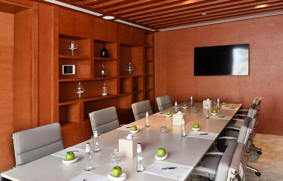 Meeting/conference room