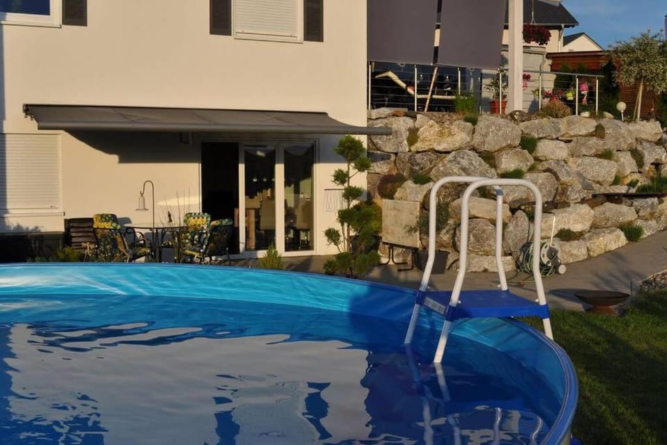 Allgäu gemütliche, moderne Wohnung mit Garten-Pool Apartment in Baden-Württemberg
