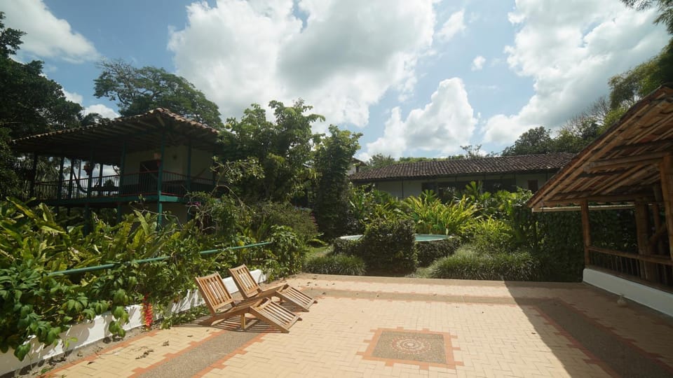 Property building, Balcony/Terrace, Garden view