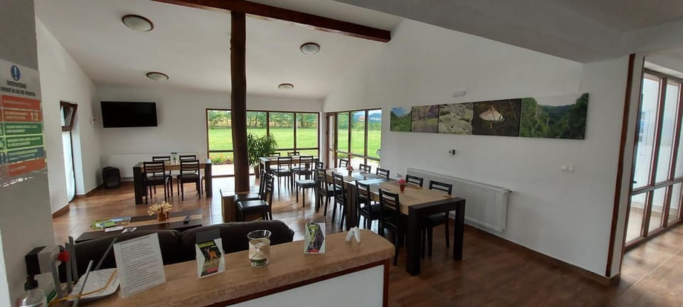 Popasul din Lunca Bed and Breakfast in Romania