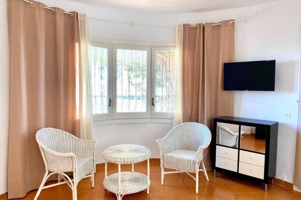 Casa de Mont-roig delante de la playa House in Costa Daurada