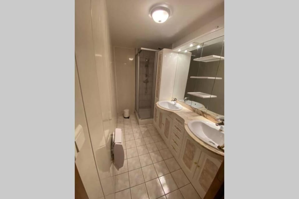 Appartement rénové 4pers tout confort & garage Apartment in Cauterets