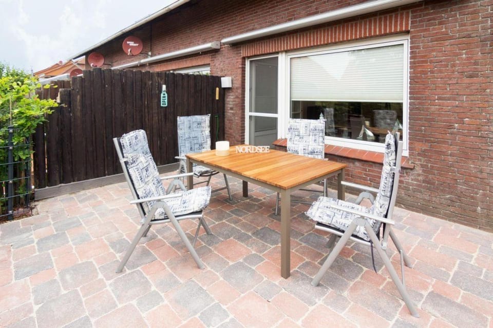 Ferienwohnung-Norddeich-mit-Haustier Apartment in Norden