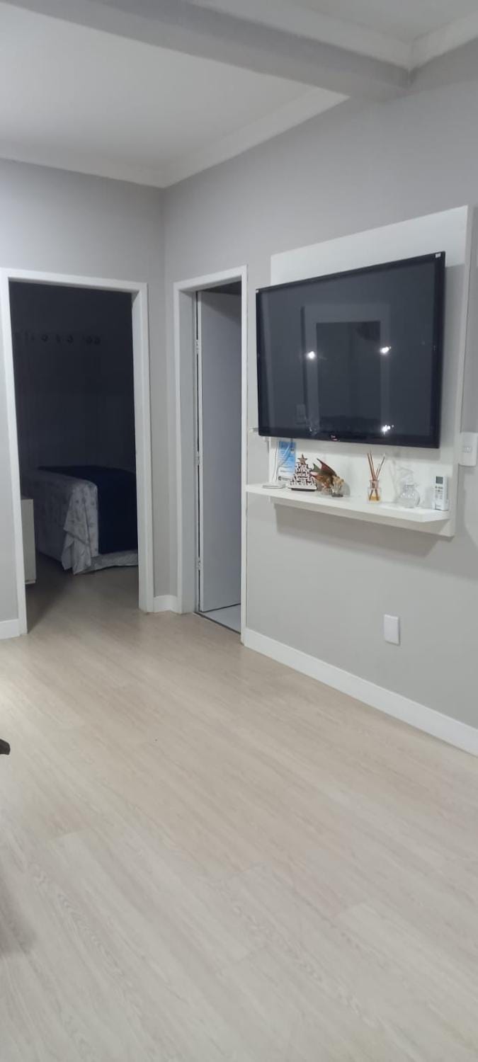 Apartamento na Praia da Enseada, 100 mt praia Apartment in São Francisco do Sul