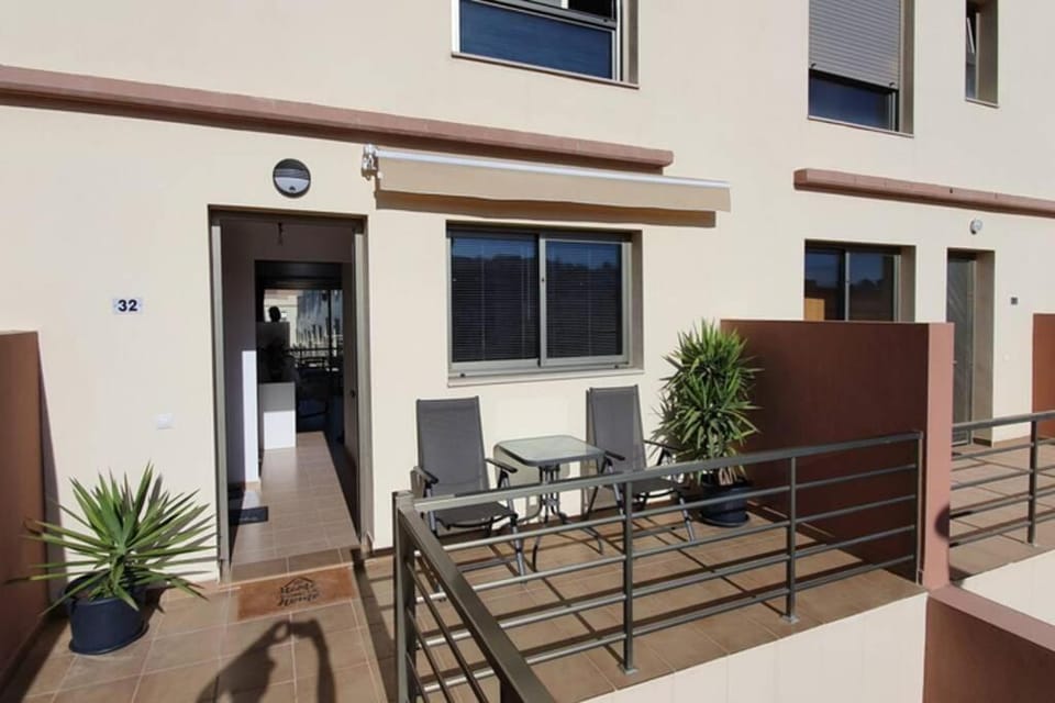 Duplex Quiet complex Caleta de Fuste BIGSwiming pool WIFI House in Maxorata