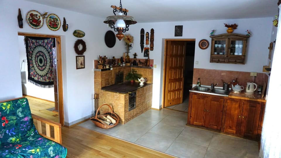 Dom w Uhryniu House in Lesser Poland Voivodeship
